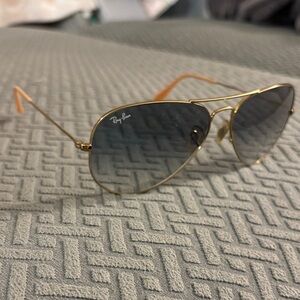 Ray-Ban Gold Frame Aviator Sunglasses 58mm